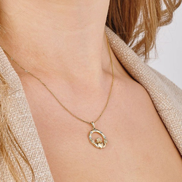 14k Gold & Flush Set Diamonds Claddagh Necklace
